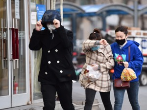 北京市发布大风黄色预警 请注意防范