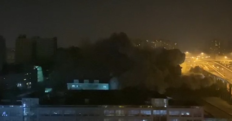 视频｜30秒！上海明星烂尾楼一夜爆破