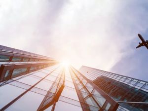 员工人数上万，又一家航空公司告急！老板宣布：愿意抵押小岛筹钱救公司