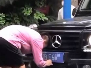 前广州恒大球员于汉超就此前违法涂改车牌道歉