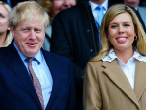 新冠肺炎康复不久，英国首相约翰逊喜当爹