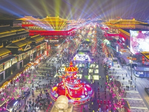 复苏中的西安〡昔日人气复现 大唐不夜城的“韧劲”是怎样炼成的