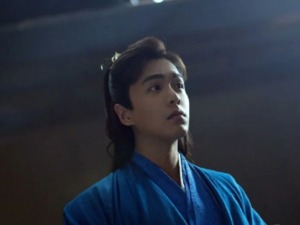 张若昀父亲创立的影视公司，背后故事“水太深”？