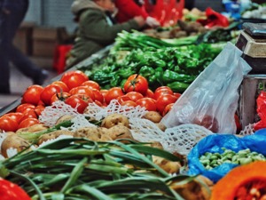 你那里降价了吗？农业农村部：猪肉批发价下降2%，6种水果平均价格下降1%
