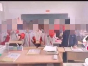 组织全班学生应援肖战，涉事老师被被停职，肖战工作室发声：“望每个人做对社会有益的事”