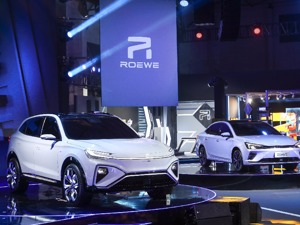 启动“双标”战略 荣威牵手华为布局5G