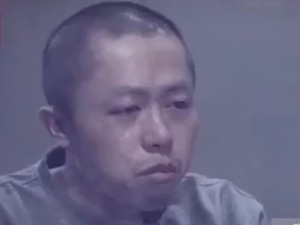 为买手办玩具，“85后”学校会计5年贪污300万，购买一个模型玩具花3.5万元