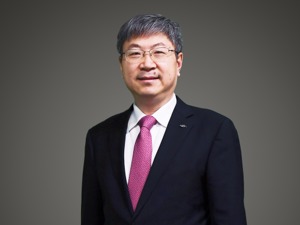 全国人大代表尹同跃：建议取消新能源汽车正积分结转限制、制定商用车积分管理办法
