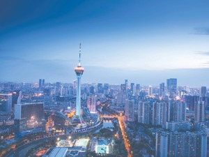 构建纵深战略格局 以治理创新推动建设中国“第四极”