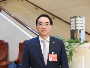 全国人大代表、圣湘生物董事长戴立忠：建议加强实验室核酸检测能力建设，强化应急基础设施建设