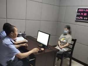 千万别传谣！两人散布发现新冠确诊病例谣言后被拘留
