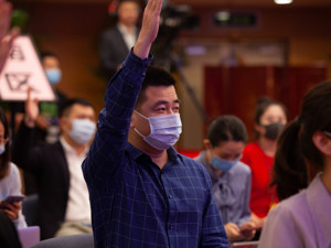 如何稳住外贸外资基本盘？商务部部长钟山答每经问：从财税金融多方给予政策支持，扩外资增量稳存量