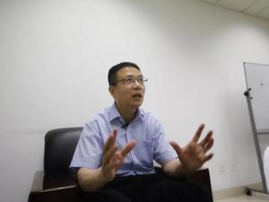 专访上海财经大学常务副校长徐飞：疫情或将成为中国经济结构调整进程中的标志性节点