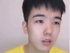 明星直播又惹祸！翟天临后，男星仝卓自曝伪造高考应届生引热议 