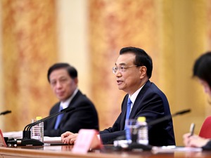 “开放对各国如同空气对人一样，须臾不可离，否则就窒息”，李克强答记者问金句来了