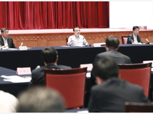 财政资金使用“一竿子插到底”，省级不得截留……总理为何强调这是一场触动部门利益的改革
