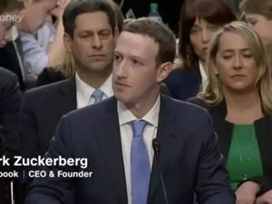 特朗普推文“煽动暴力”，推特贴了标签而脸书没有，Facebook员工不干了：罢工！扎克伯格准备让步