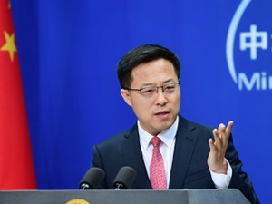 英方称香港问题上中国应“悬崖勒马”，外交部：奉劝英方摒弃“殖民心态”