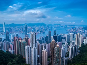 时隔9年，香港再发钱！18岁以上，每人1万港元，林郑月娥带头冻薪一年