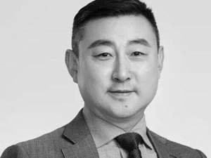  博纳影业副总裁黄巍不幸逝世，享年52岁