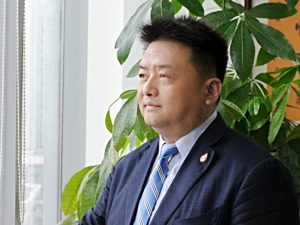 专访丨金枫酒业董事长朱航明：求新要打造更多消费场景 太过注重年份的思路该变