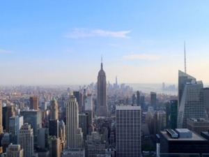 巨亏近10亿美元！这家连锁百货巨头计划裁员3900人、关店125家...