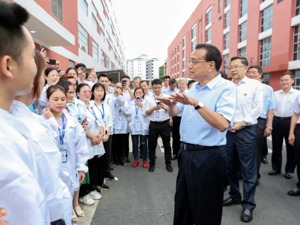李克强在贵州考察：突出做好重点民生工作 推动改革创新增强发展动力