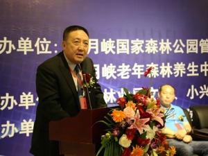 “停食疗法”致人死亡，宣称拍手可防新冠的“气功大师”被批捕！民政局长等多名官员涉案