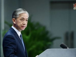 美方要求中方关闭驻休斯敦总领馆汪文斌：强烈谴责，中方必将作出正当必要反应
