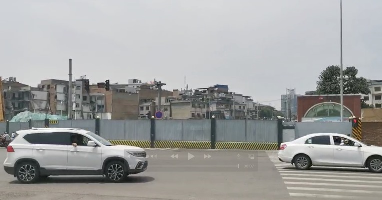 每经记者实探西部第一区最大城改项目
