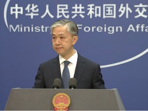 美方公布所谓“武汉病毒所相关外交电报”，外交部：美国权威专家都看不下去