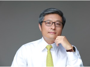 直通商学院攻略|上海交大安泰经管学院院长陈方若：学科融合成未来财经人才培养大趋势
