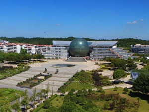 直通商学院攻略 | 南京财经大学招办：今年计划增加热门专业投放数量