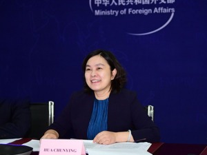 24日晚，中俄外交部发言人举行视频磋商，双方同意合作打击虚假信息