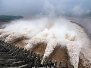 26年守在三峡大坝，敲下几百万字技术资料！三峡设计者郑守仁院士逝世
