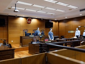 非法集资130亿，造成集资参与人损失44亿余元，被告人孔祥友一审被判无期徒刑