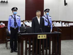 国开行原董事长胡怀邦案一审：受贿案值达8552万元