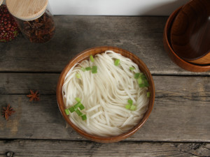 你服不服？这碗“超级大面”大不同：股民被这只票6个月狠割3次“韭菜”，一线游资也中招？