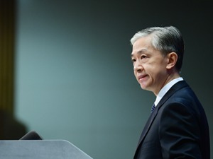 外交部对美方打压TikTok表态：务必不要打开“潘多拉盒子”，否则将自食其果