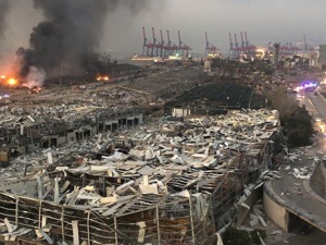 黎巴嫩首都大爆炸伤亡人数攀升，至少73死3000伤，以色列称愿提供援助，否认与事件有关