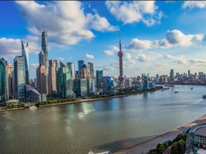 上海前7月卖地1795亿，市中区高价盘抢手，远郊盘惨淡