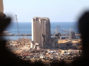 贝鲁特爆炸后续：黎海关关长被逮捕，7万多人失业，约10万儿童受严重影响