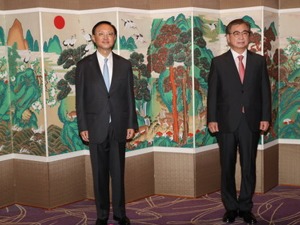 杨洁篪同韩国国家安保室长徐薰举行磋商：维护多边主义和自由贸易