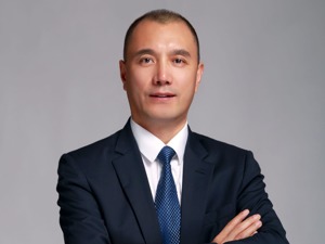 深圳40年•财经40人丨金蝶总裁沈崇锋：坚定云转型战略，期待有更多政企联合