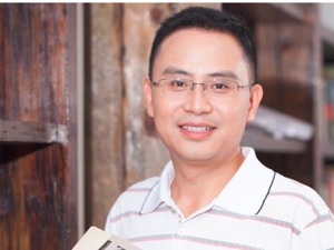 深圳40年•财经40人| 资深媒体人苟骅：深圳是一个危机感很强的城市