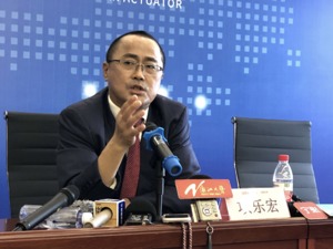 狂怼基金经理后公司市值蒸发13亿，董事长今天发文：有人要“弄死”我