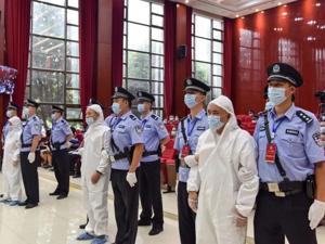 危害湘西长达17年，身负5条命案、64起刑事案件，湖南尚同军等23人涉黑案二审宣判：3人维持死刑！