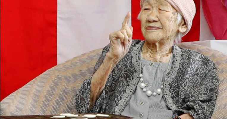 日本百岁老人首超8万人 女性占九成，最高龄者117岁