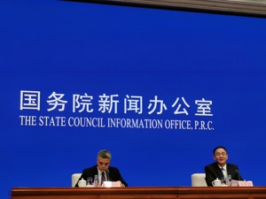 国家邮政局：1~8月农村地区收投快件达200亿件