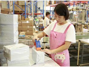 尼尔森报告：中国7月快消品线上渠道销售额同比增6%，零售业呈现U型复苏